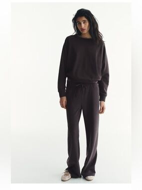 Women's Relaxed Drawstring Wide Leg Joggers in Truffle Gray by H&M